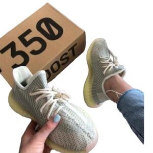 Adidas Yeezy Boost 350 V2 Yeshaya Non-Reflective Sz 4 1/2 Women’s Sz 7 FX4348